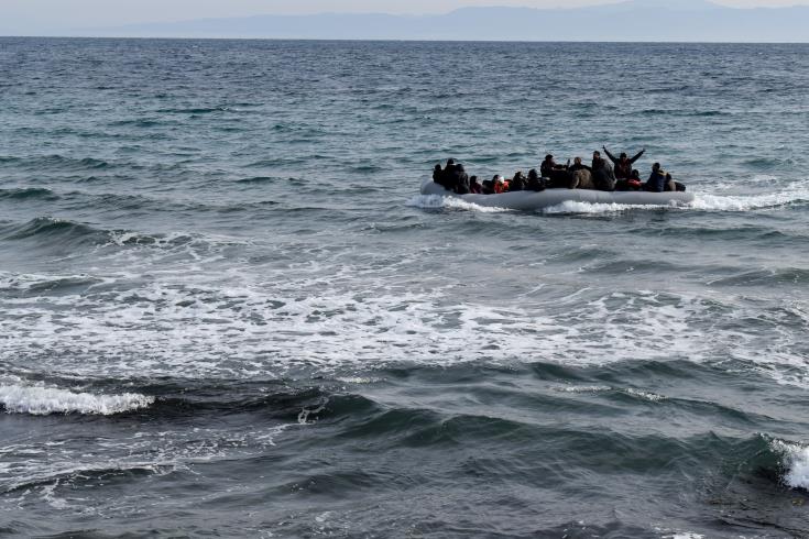 Δεκατέσσερις μετανάστες νεκροί στα ανοικτά της Τυνησίας