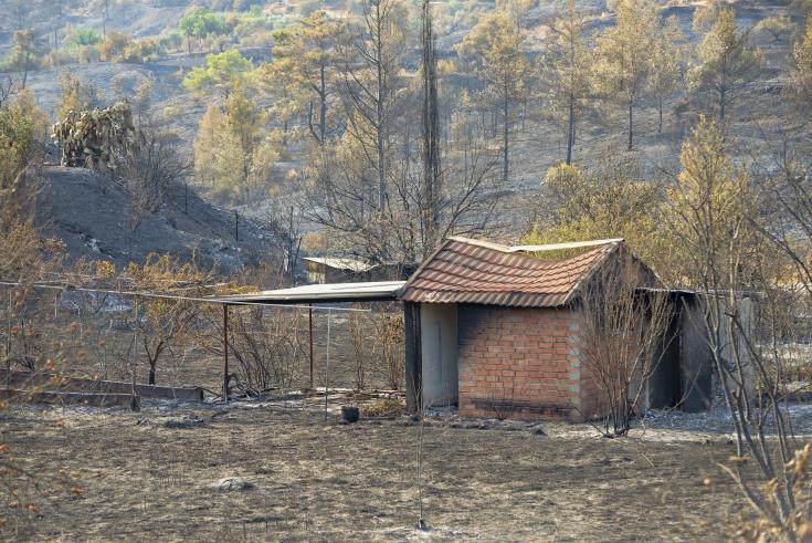 Κινδύνεψαν όλα τα χωριά της περιοχής από τη φωτιά, έμφαση στην πρόληψη, λένε Τμ. Δασών, Πολιτική Αμυνα