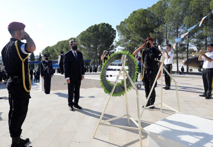 Τρισάγιο και δέηση για τους πεσόντες υπέρ πίστεως και πατρίδος στο Τύμβο Μακεδονίτισσας