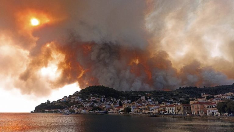 Συνεχίζεται για πέμπτη μέρα η μεγάλη φωτιά στη Βόρεια Εύβοια