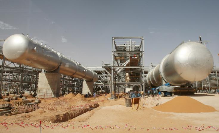 Η Aramco προειδοποιεί για γρήγορη μείωση της πλεονάζουσας παραγωγής πετρελαίου και για επιδείνωση το 2022