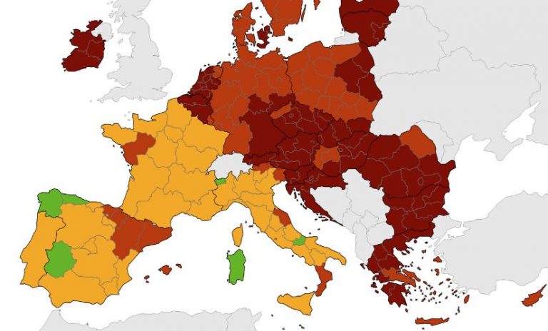 Στο κόκκινο και βαθύ κόκκινο πλέον όλη σχεδόν η Ευρωπαϊκή Ένωση στον επιδημιολογικό χάρτη του ECDC