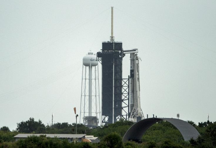 Πύραυλος της SpaceX με 4 αστροναύτες απογειώθηκε για να τους μεταφέρει στο Διεθνή Διαστημικό Σταθμό