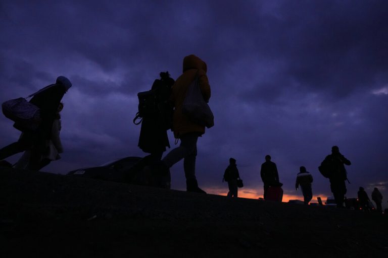 Περισσότεροι από 2,5 εκατομμύρια άνθρωποι έχουν εγκαταλείψει την Ουκρανία, λέει ο ΟΗΕ