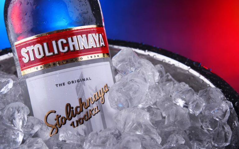 Η βότκα Stolichnaya μετονομάζεται σε «Στόλι» για να αποσυνδεθεί από τον Πούτιν