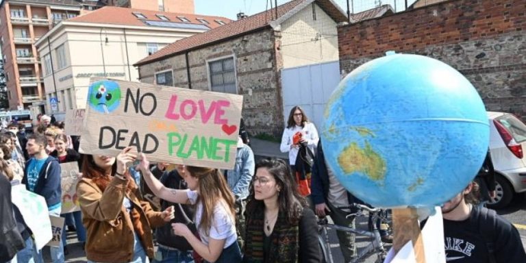 Μέτρα περιβαλλοντικής βιωσιμότητας από μικρομεσαίες επιχειρήσεις σε Κύπρο και ΕΕ, σύμφωνα με Ευρωβαρόμετρο