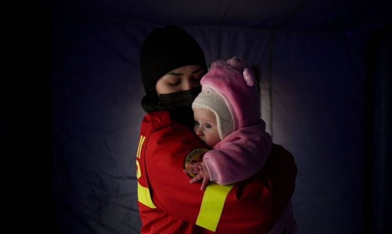 Συνολικά 925 άμαχοι σκοτώθηκαν από την έναρξη του πολέμου στην Ουκρανία, λένε τα ΗΕ