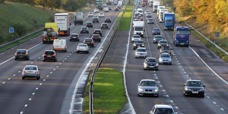 Μείωση 5% στις εγγραφές μηχανοκίνητων οχημάτων το πρώτο εξάμηνο 2022