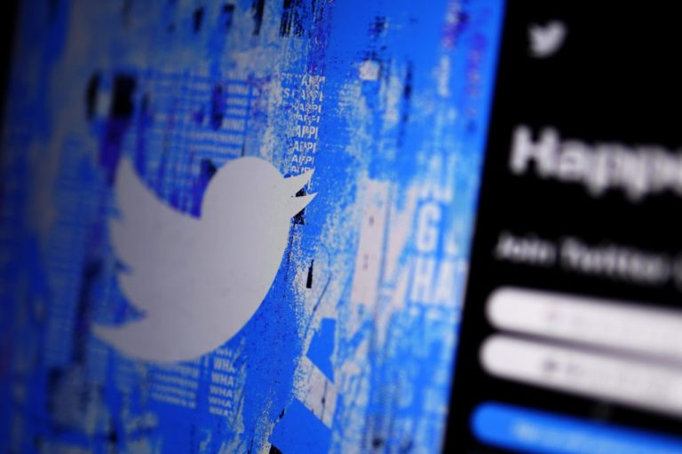 Το Twitter «επέλεξε την αντιπαράθεση», λέει η Επίτροπος Γιούροβα