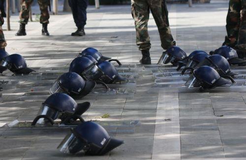 Λήψη άμεσων μέτρων αποφάσισε σύσκεψη για τα επεισόδια στο «Ελευθερία», σήμερα έκθεση γεγονότων σε ΠτΔ και ΥΠΔΙΚ