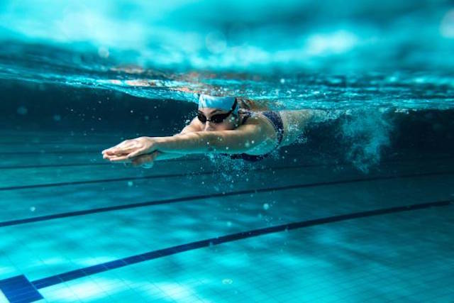 Χάλκινο μετάλλιο και 3 παγκύπρια ρεκόρ η Κύπρος σε διεθνείς αγώνες Κολύμβησης