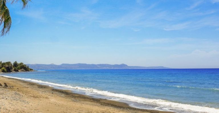 Ευρωπαϊκή διάκριση για παραλίες σε Αργάκα, Γιαλιά και Πωμό