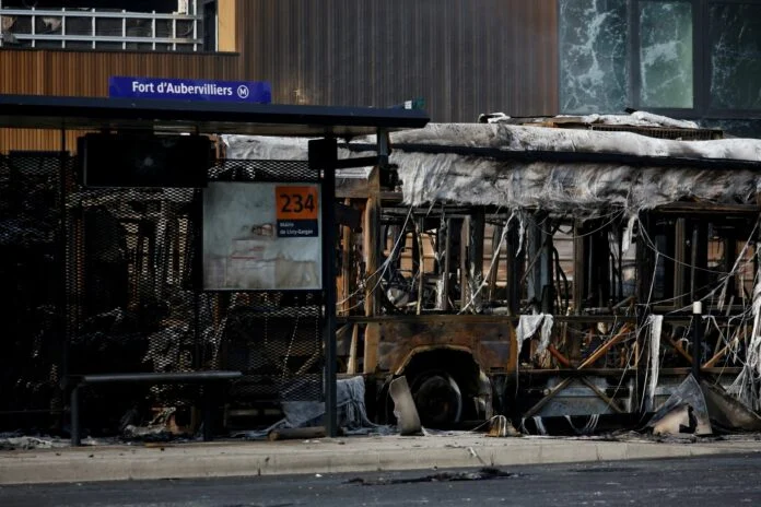 Τουλάχιστον 20 εκατομμμυρίων ευρώ οι ζημιές στα μέσα μαζικής μεταφοράς του Παρισιού